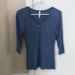 Blue zip half sleeve